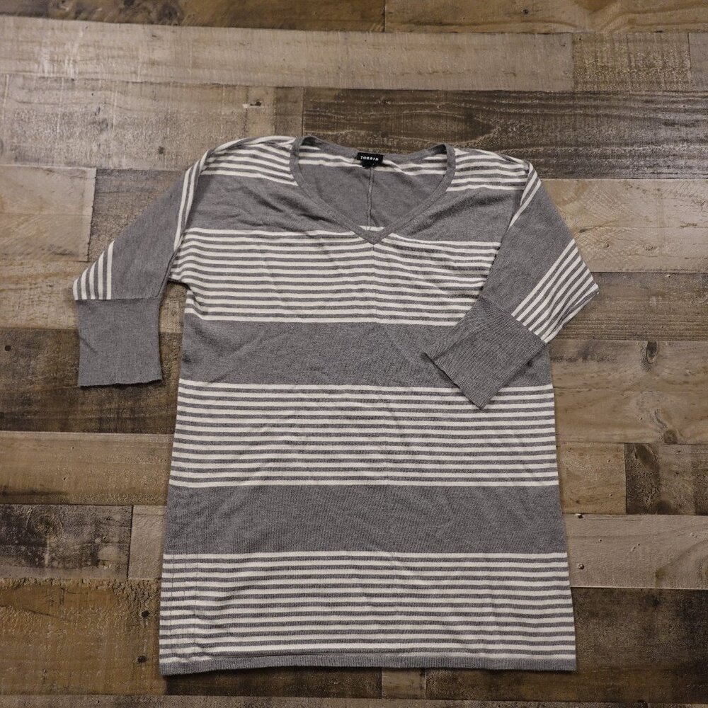 Torrid Tee 1/2 sleeve striped women's 14-16 torrid‎ size 1 gray white